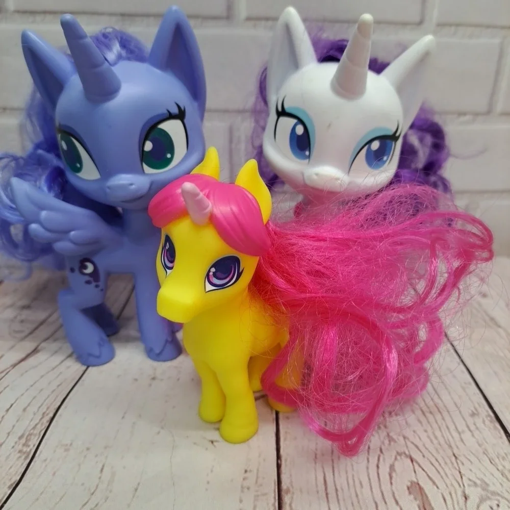 Lot of 3 My Little Pony 6